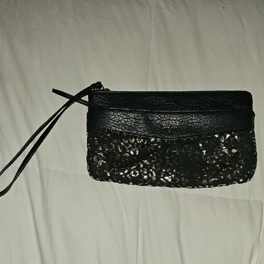 Juicy Couture Bag, Black And Gold. Dont Miss Out! Zipper Pockets And Card Slots